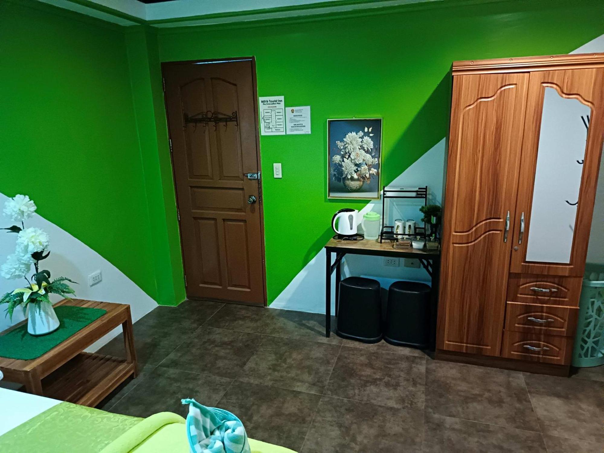 Milvir Tourist Inn Ел Нидо Екстериор снимка